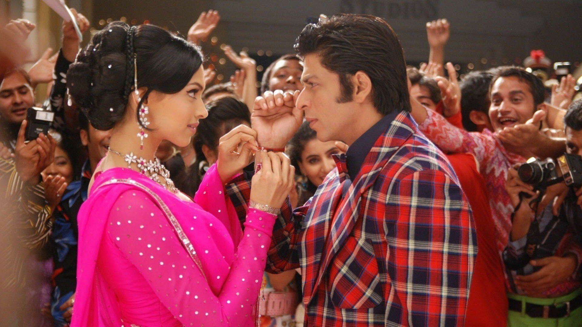 Deepika Padukone First Movie bollywood on shanti om