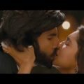 deepika padukone kissing scene